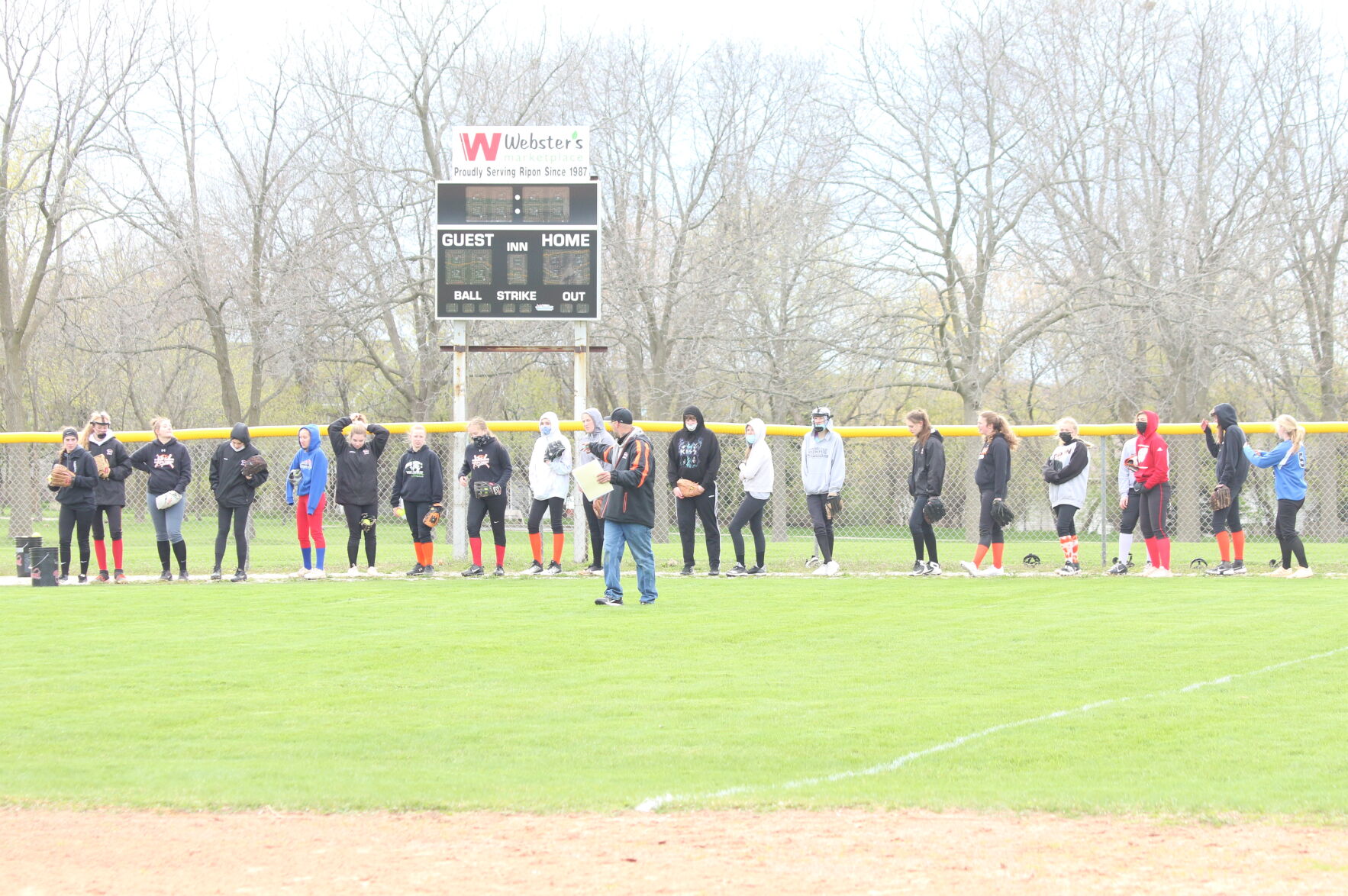 RHS Spring Sports Baseball, Softball and Track & Field begin (17).JPG